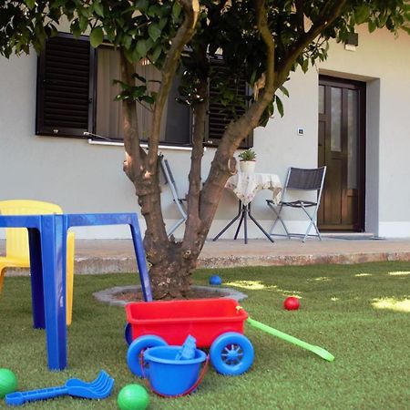 Nest For A Rest Apartment Seget Vranjica Exterior photo